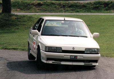 RENAULT 21 TURBO